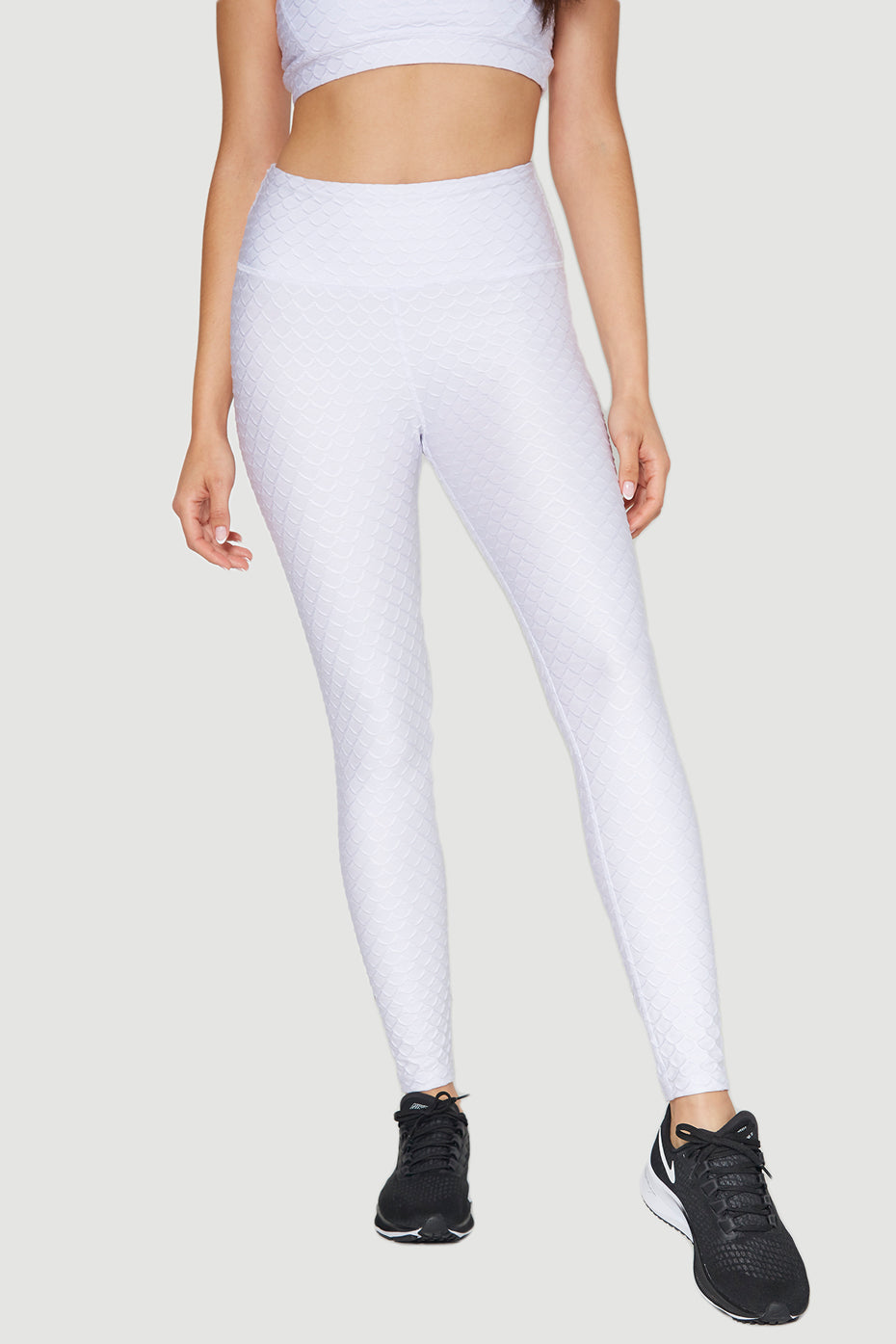 Women's Scallop Legging Made in USA detail view 8