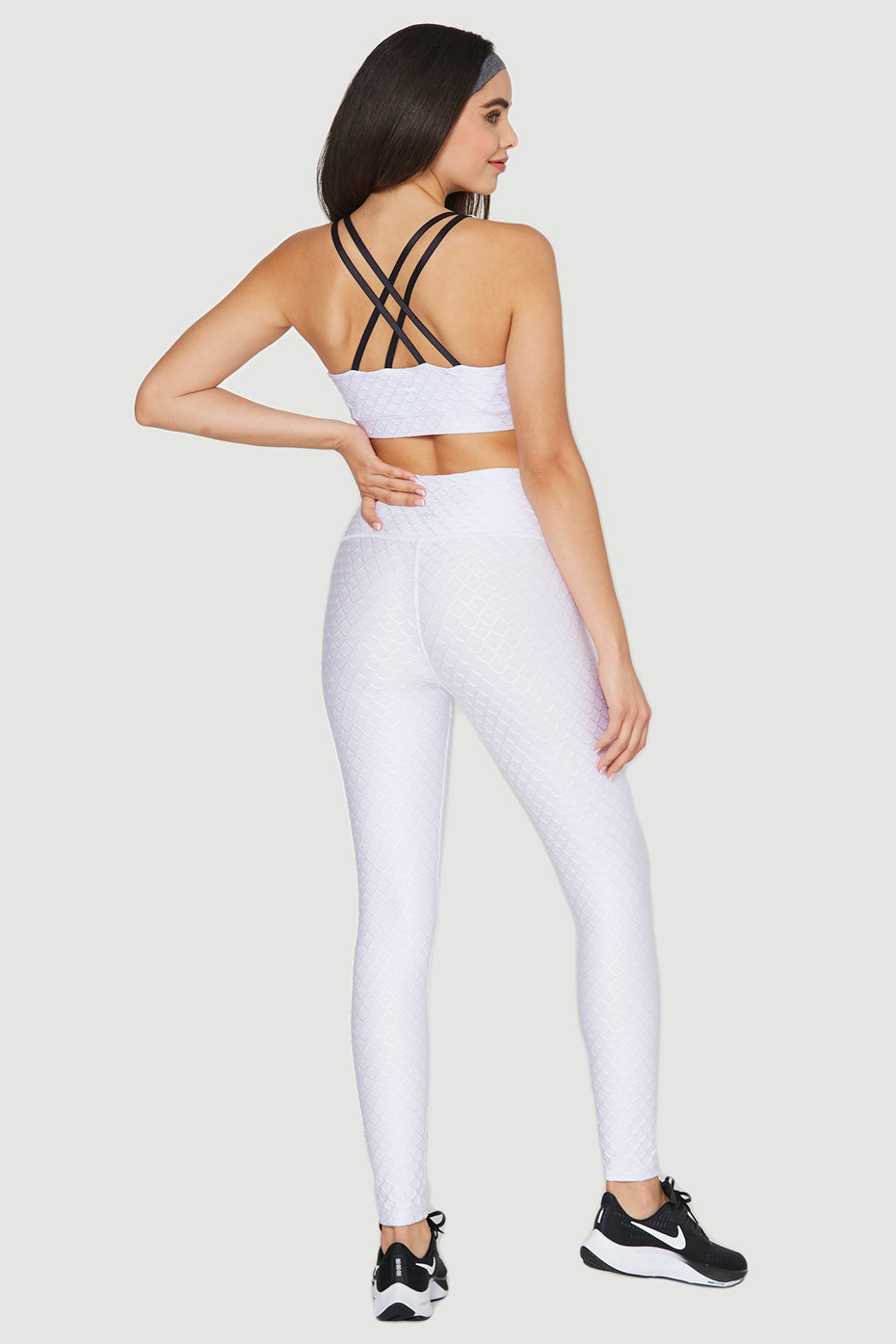 Women's Scallop Contour Set detail view 8