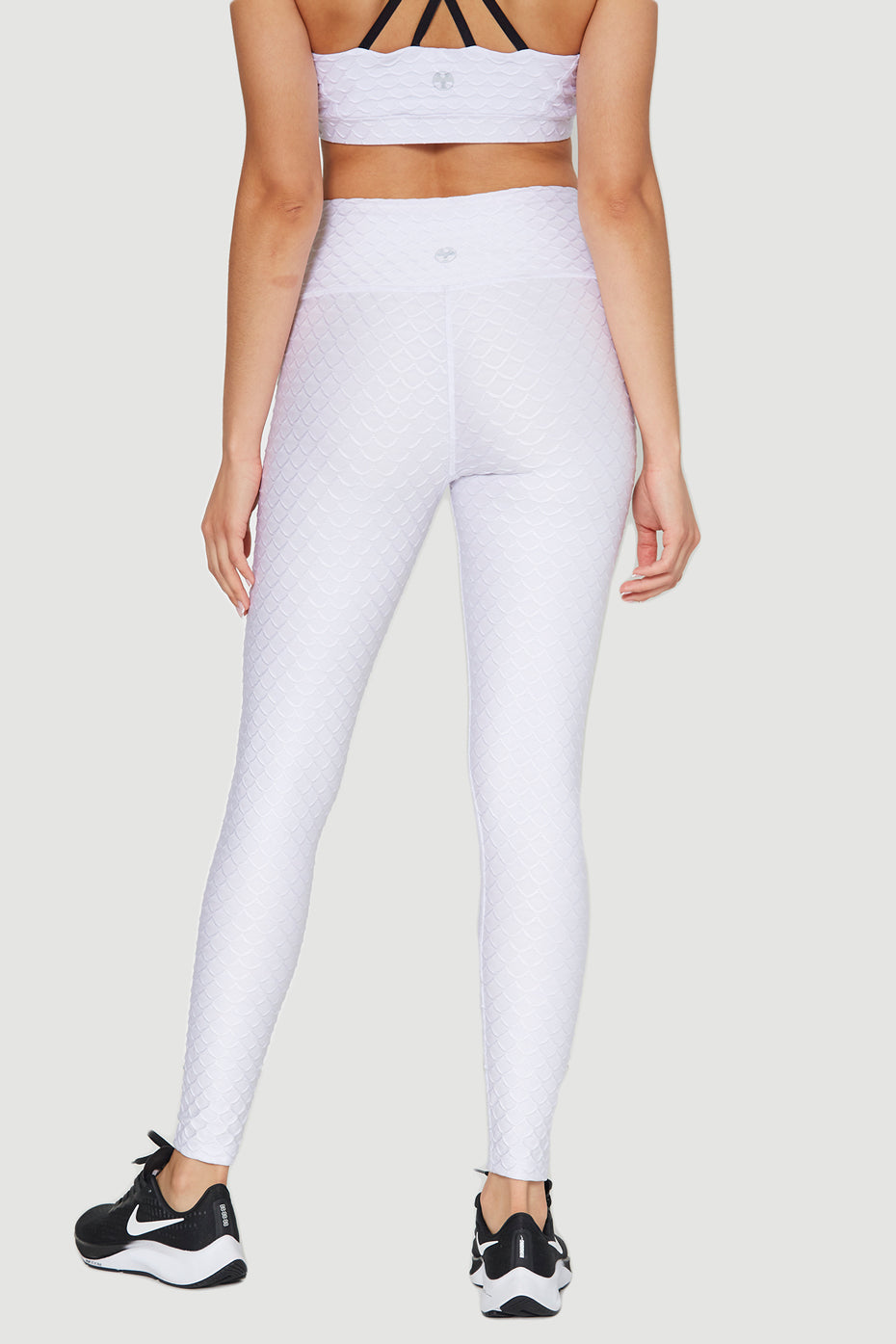 Women's Scallop Legging Made in USA detail view 9
